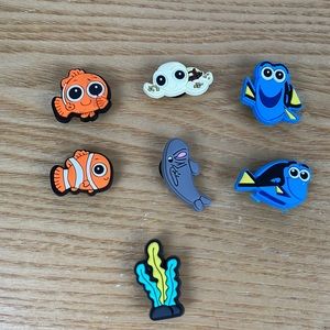 7 Nemo croc charms